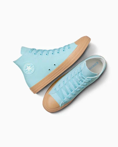 Chuck Taylor All Star Monochrome True Sky/Vintage White, Angled View