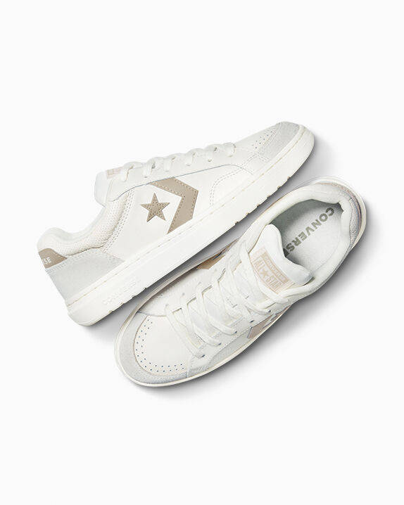 Pro Blaze Classic Unisex Low Top Shoe. Converse.com