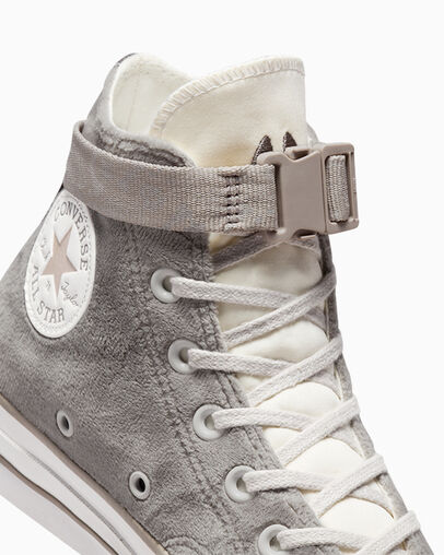 Chuck 70 Dog Inspired Origin Story Grey/Vintage White, Detail Angle View