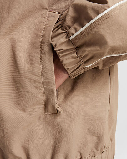 Retro Windbreaker Mushroom Forage, Detail View