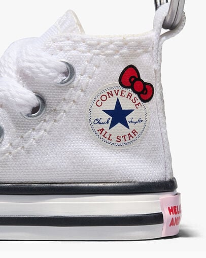 Converse x Hello Kitty And Friends Chuck Taylor All Star Keychain Blue/White/Black, 3/4 View
