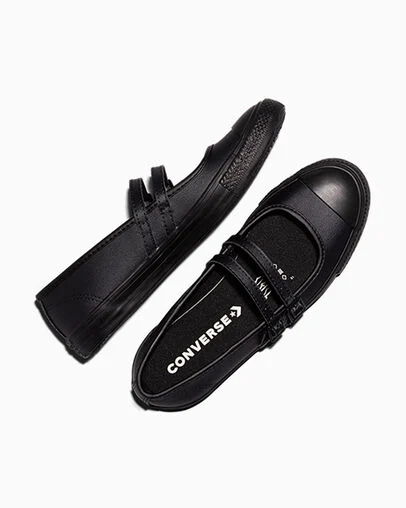 Chuck Taylor All Star Dainty Mary Jane Black/Black/Black, Angled View