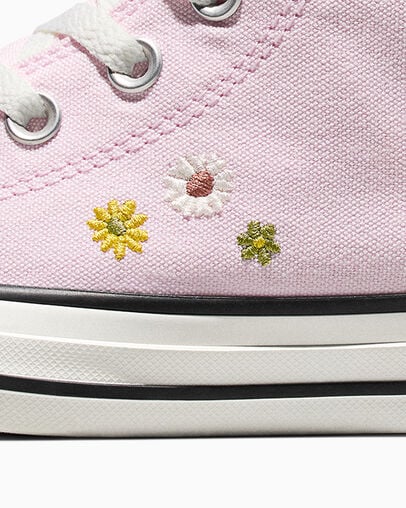 Chuck Taylor All Star Embroidered Florals New Found Bloom/In The Weeds