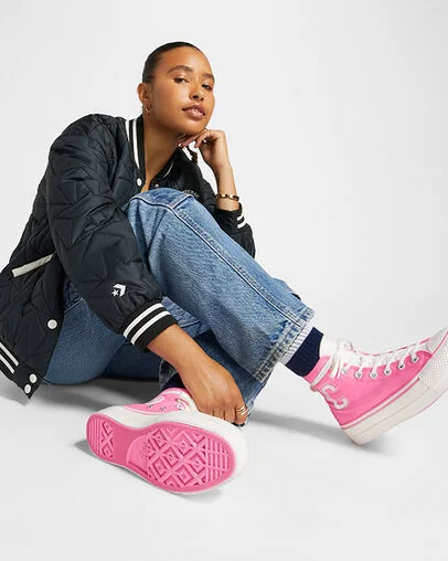 Chuck Taylor All Star Lift Platform Retro Varsity Oops Pink/Oops Pink, On Foot Shot 2
