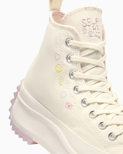 Run Star Hike Egret/Phantom Violet/Pink Sage, Detail Angle View