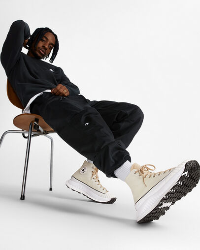 Chuck 70 AT-CX Summer Utility Egret/Oat Milk, On Foot Shot 2