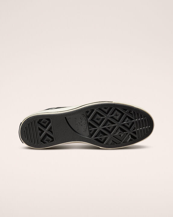 black bottom converse