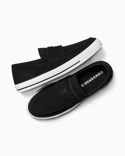 Chuck Taylor All Star Loafer Black/Black/White, Angled View