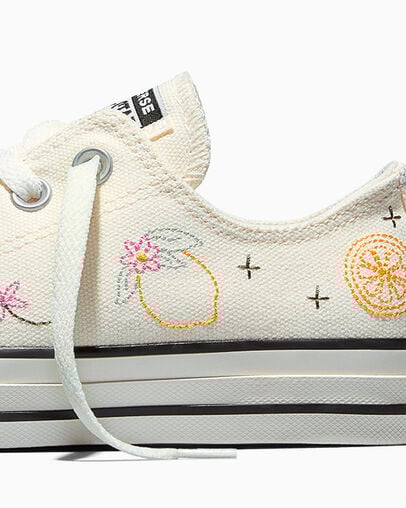 Chuck Taylor All Star Embroidered Market Essentials Egret/Red/Thyme Again Green