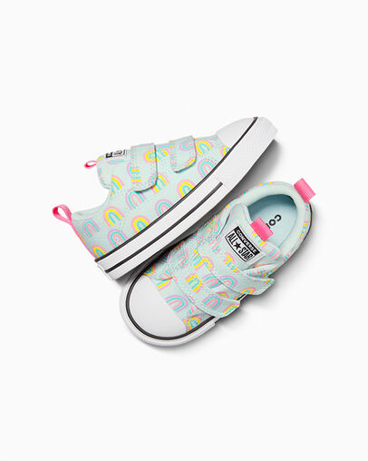 Chuck Taylor All Star Rave Easy-On Rainbows Chance Of Rain Blue/Oops! Pink, Angled View