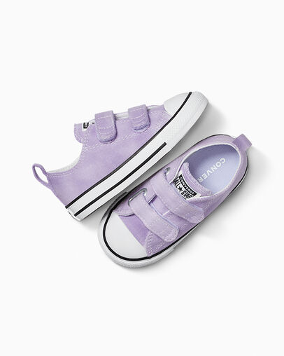 Chuck Taylor All Star Color Splash Easy-On Court Purple/Violet Heat/White, Angled View