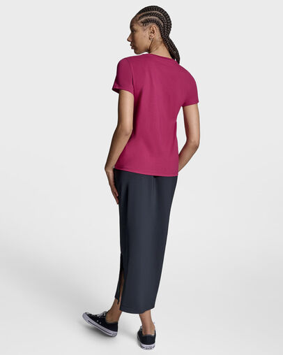 Retro Chuck Taylor All Star Patch T-Shirt Sporty Berry, Detail View