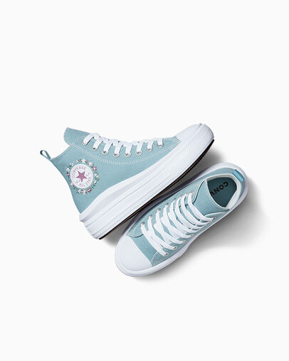 Chuck Taylor All Star Move Embroidered Florals Cocoon Blue/White, Angled View