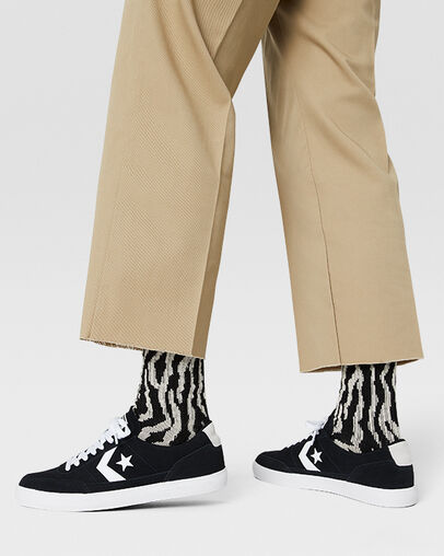 Suede and Leather Net Star Classic Black/White/White