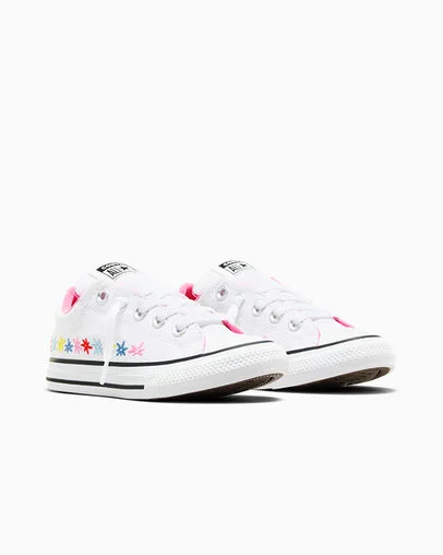 Chuck Taylor All Star Street Embroidered Flowers Easy-On White/Oops Pink/Fever Dream, Top and Side View