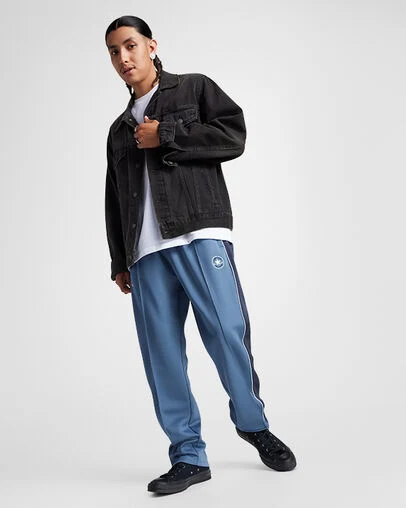 Retro Track Pants Lakeside Blue, Full Body View