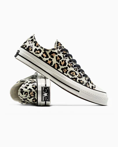 Chuck 70 Glow-In-The-Dark Leopard Print Driftwood/Light Fawn/Black, Detail Angle View