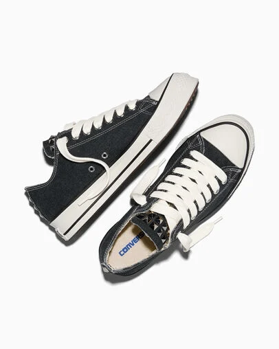 Chuck Taylor Throwback Distressed Studs Black/Silver/White, Angled View