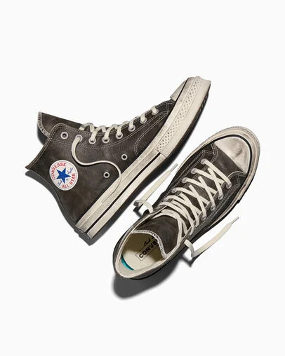 Chuck 70 Burnished Leather Black/Egret/Blue, Angled View