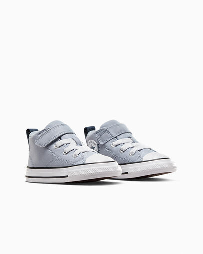 Chuck Taylor All Star Malden Street Easy On Rainy Daze Blue/Navy/White, Top and Side View
