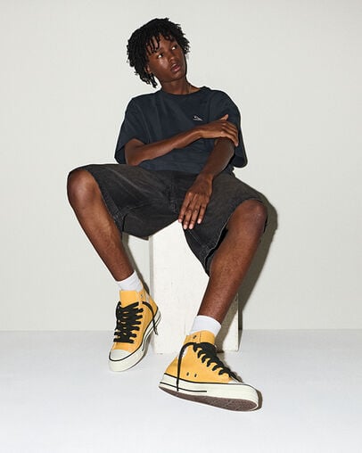 Chuck Taylor Throwback Gold Palm/Vintage White/Black, On Foot Shot 2