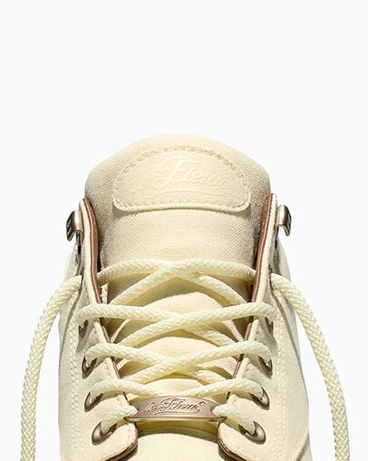 1908 Bronco Boot Pear Sorbet/Emperador, Detail Angle View