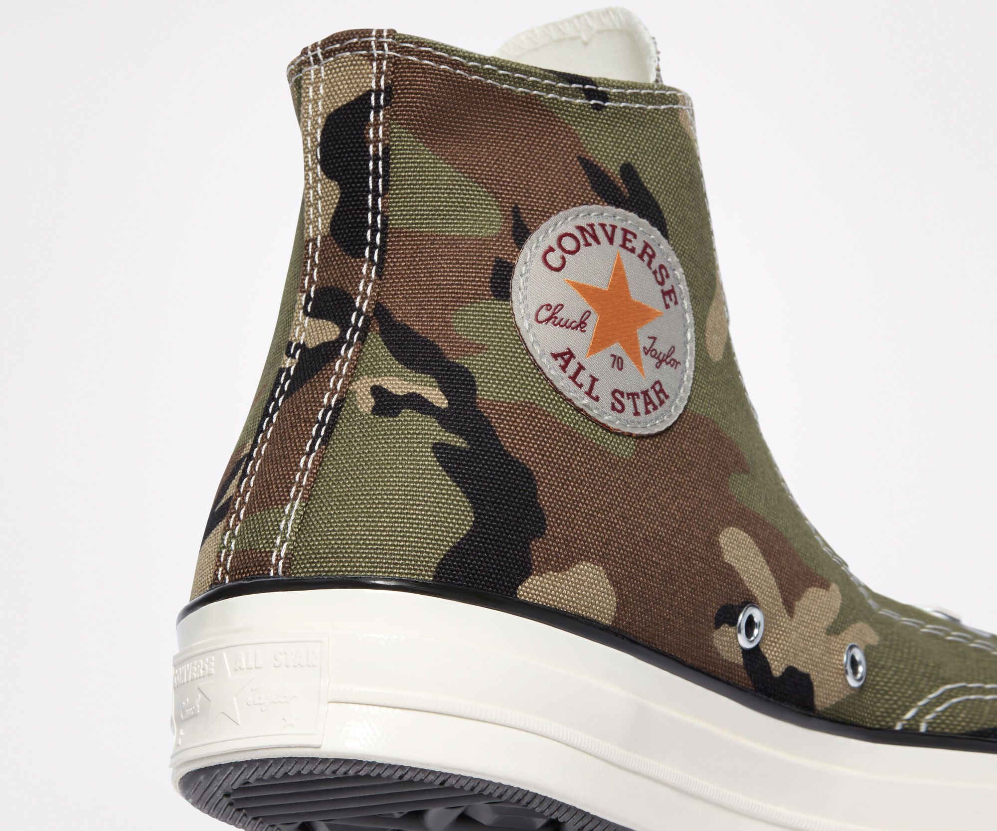 carhartt converse camo