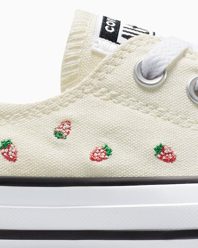Chuck Taylor All Star Shoreline Embroidered Strawberries Slip On Egret/Soft Red/Green, Detail Angle View