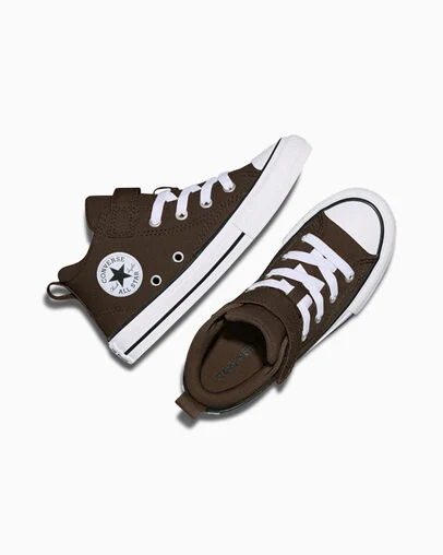 Chuck Taylor All Star Malden Street Canvas Easy-On Fresh Brew/White/Black, Angled View