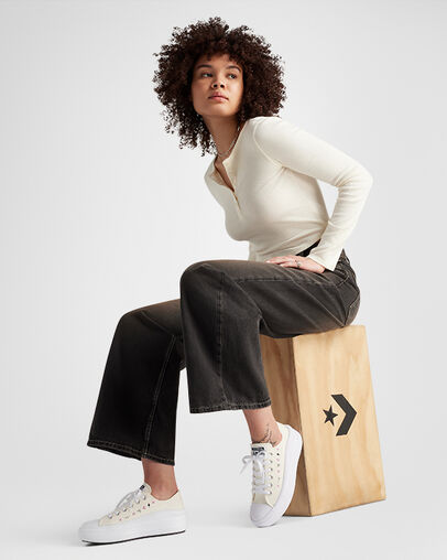 Chuck Taylor All Star Move Platform Celestial Egret/White/Cactus Bud, On Foot Shot 2