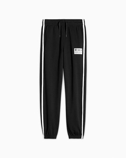 Retro Remix Joggers Black, Front View