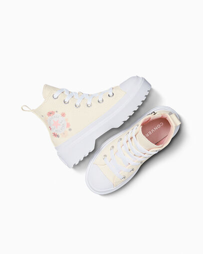 Chuck Taylor All Star Lugged Lift Platform Flowers Easy On Egret/White/Pink Phase, Angled View