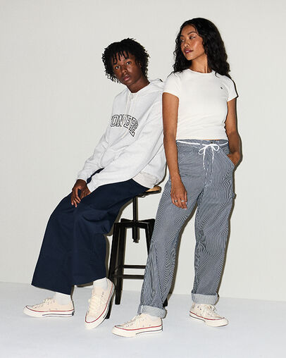 Chuck 70 Vintage Canvas Parchment/Garnet/Egret, On Foot Shot 1