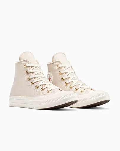 Chuck 70 Metallic Patch Light Dune/Egret/Black, Top and Side View