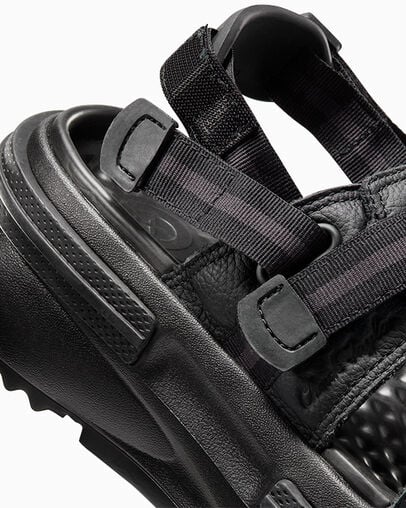 Run Star Utility Sandal CX Black/Black/Black, Detail Angle View