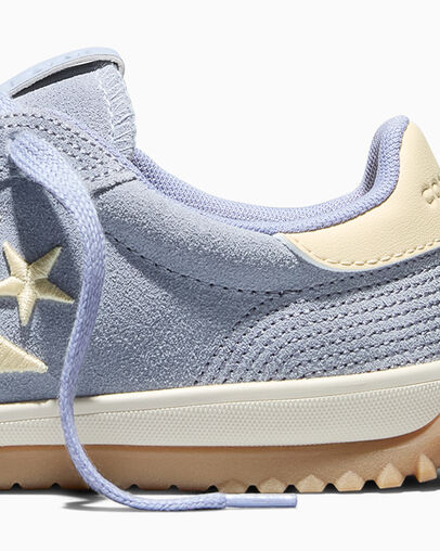 Run Star Trainer Stitched Suede No Shade Grey/Thunder Whale Grey/Golden View, Detail Angle View