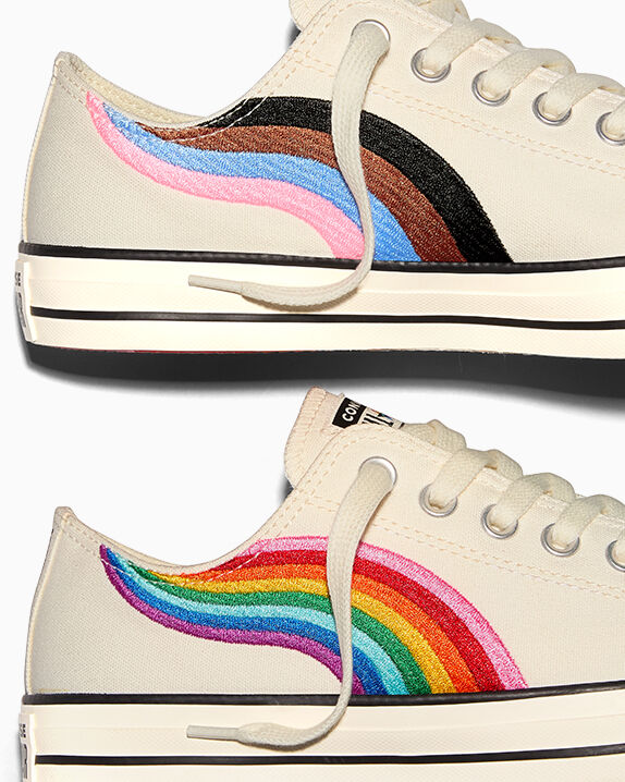 Chuck Taylor All Star Pride Wave Unisex Low Top Shoe. Converse.com