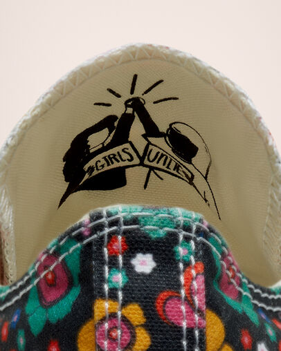 Unite Platform Chuck Taylor All Star Black/Peony/University Red