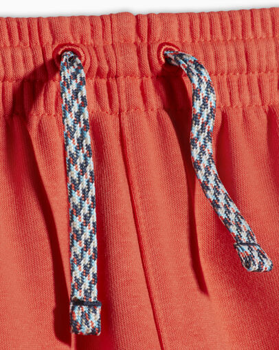 Trail Mix Short Vermillion Red, Detail View