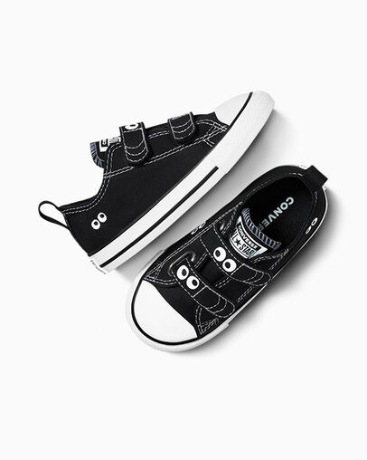 Chuck Taylor All Star Eyes Easy-On Black/White/Black, Angled View