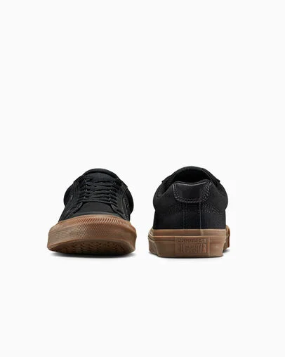 Sport Casual Black/Black/Gum, Heel View