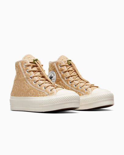 Chuck Taylor All Star Lift Platform Quilted Epic Dune/Nomad Khaki/Egret, Top and Side View