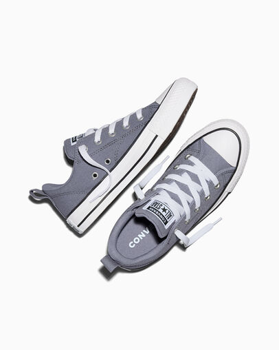 Chuck Taylor All Star Malden Street Thunder Whale/White/Black, Angled View