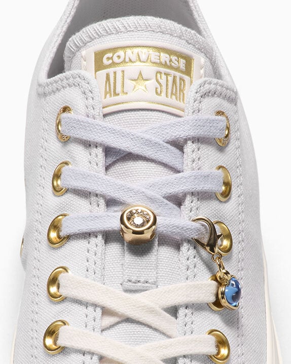 Chuck Taylor All Star Charms Women's Low Top Shoe. Converse.com