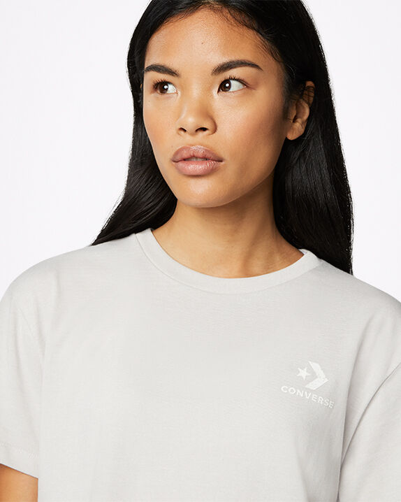 Converse Clothing: Streetwear 