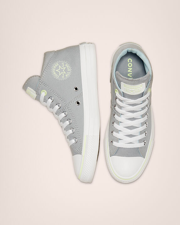 converse puffy tongue