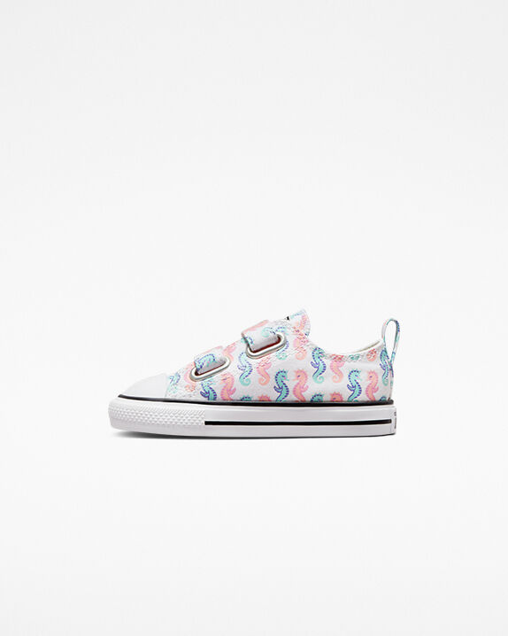 converse toddler trainers