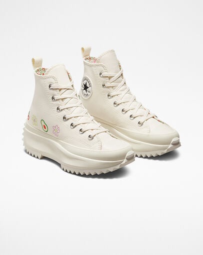 Run Star Hike Platform Festival Fruits Egret/Egret/Sunrise Pink, Angled View