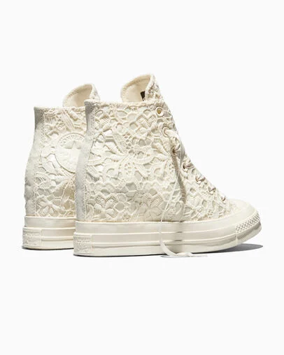 Chuck 70 Wedge Platform Crocheted Satin Egret/Egret/Black, Heel View