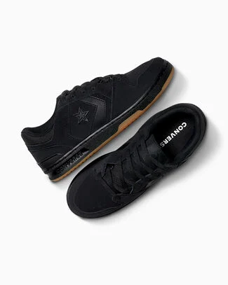 CL98 Suede Black/Black/Gum, Outer Side View